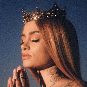 Meet your Posher, Ca'briya